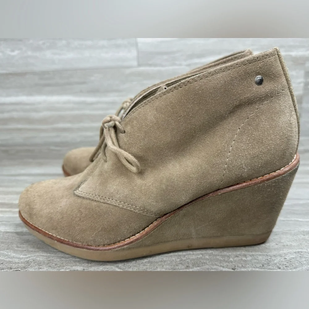 Coach Cassy Tan Suede Wedge Lace Up Booties Womens Size 8B